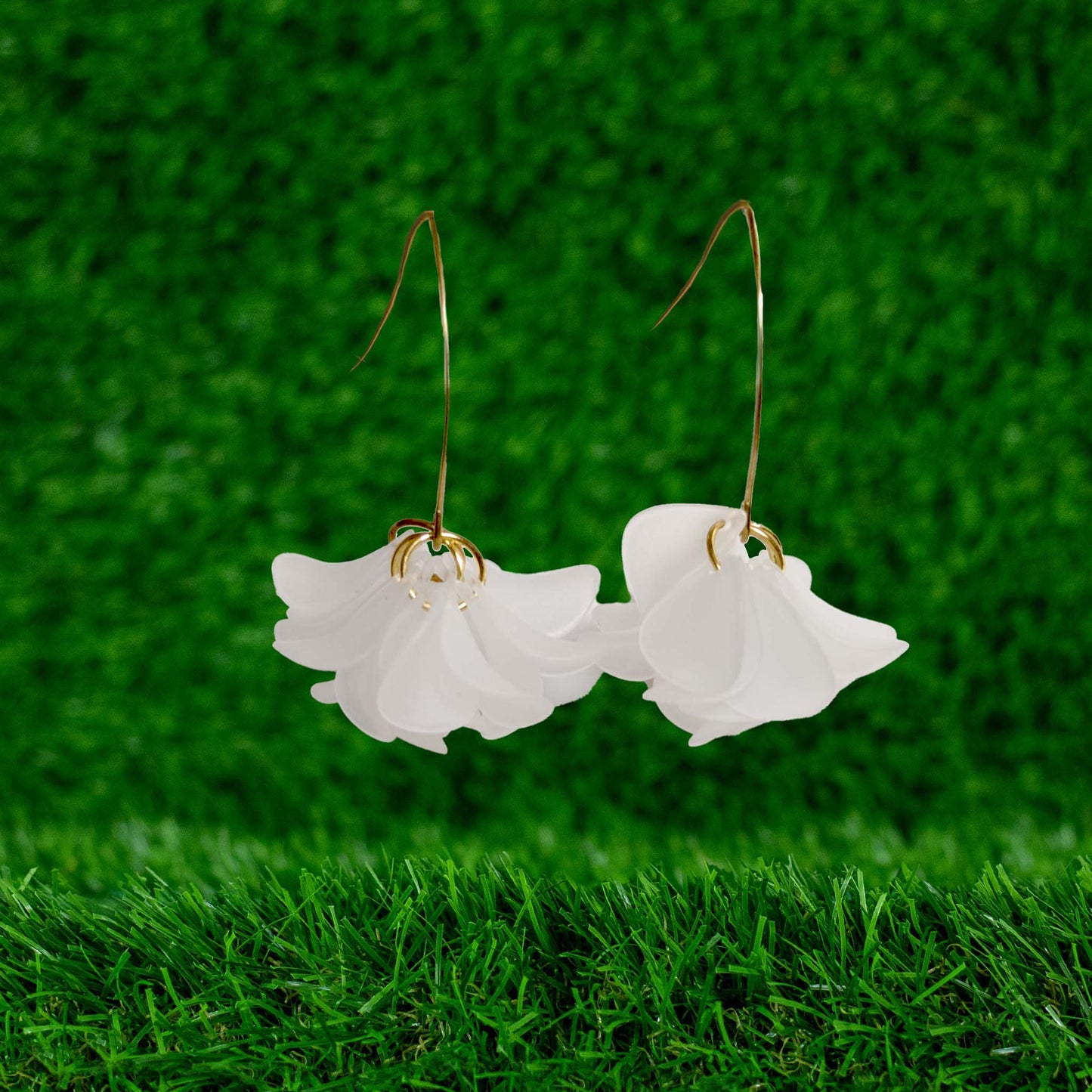 PENDIENTES FLOR BLANCA